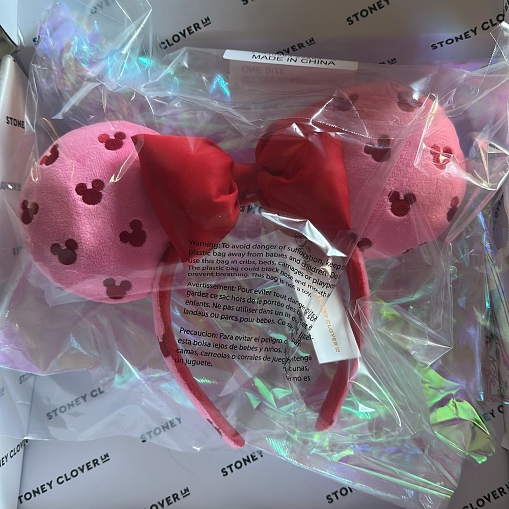 Valentine’s Day Stoney Clover Lane Disney Minnie Ears 🩷❤️ - Picture 2 of 3